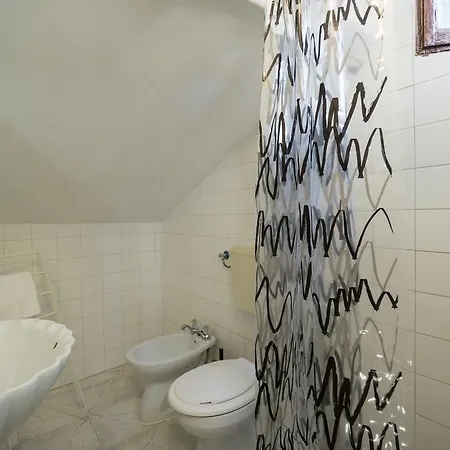 Shortstayflat - The Black&white Apt|bairro Alto Appartamento